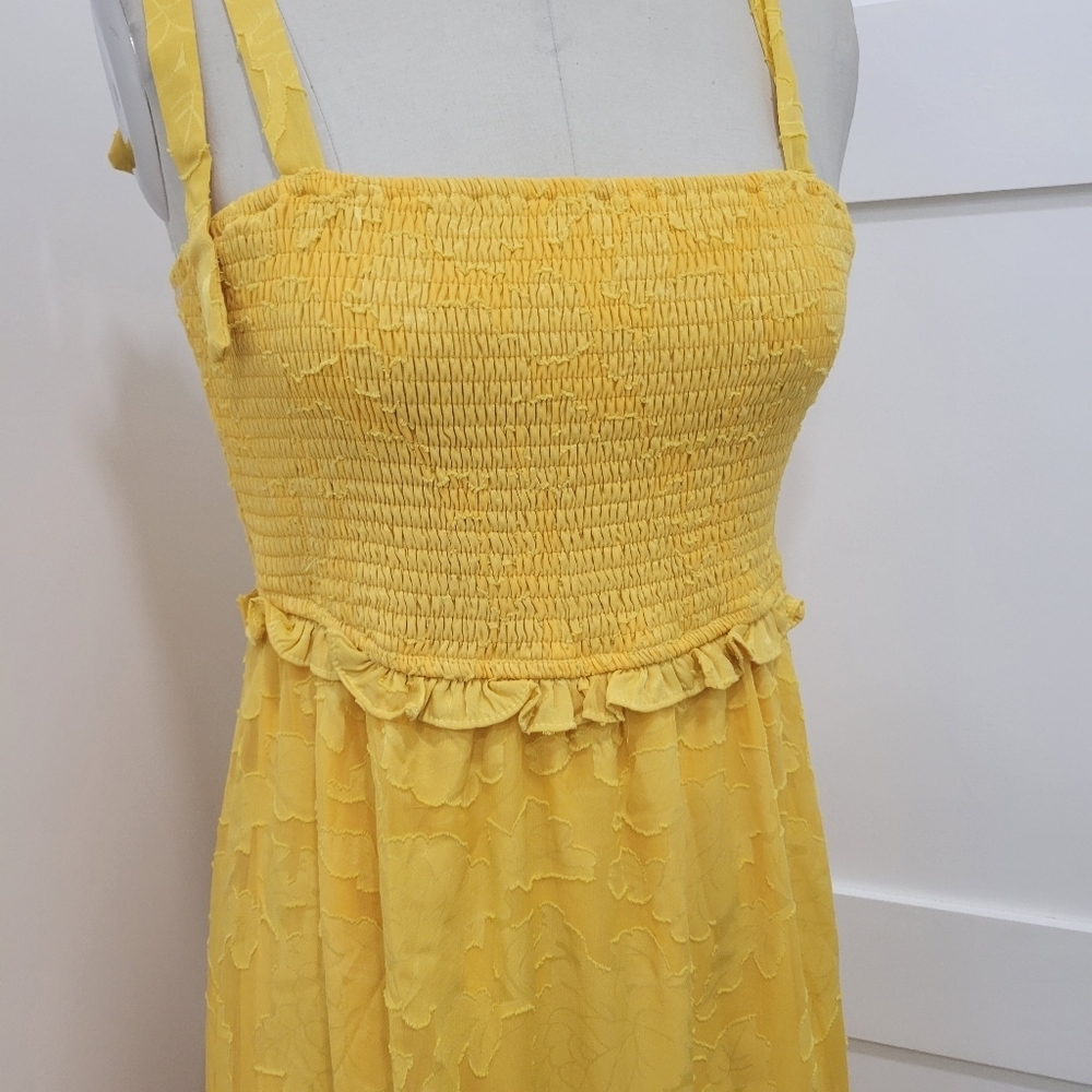 Lulus Float to Love Yellow Jacquard Smocked Tie- Strap Summer Midi Dress Size M - Picture 5 of 11
